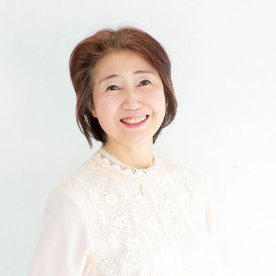 アサダユウコ